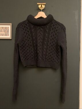 TIBIcropped sweater XS